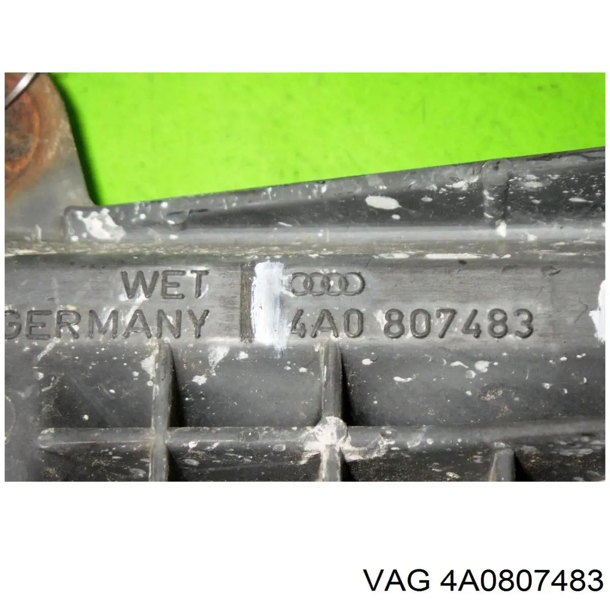 Купити 4A0807483 VAG Направляюча заднього бампера, ліва