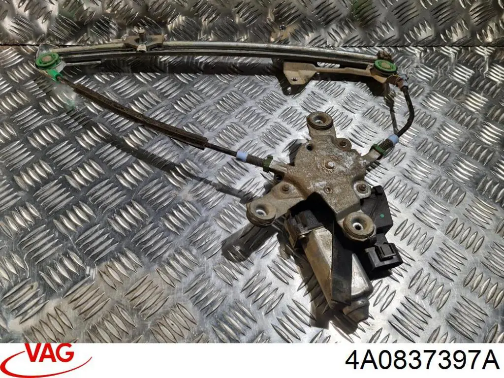 4A0837397A VAG Підйомник механічний вітрового скла