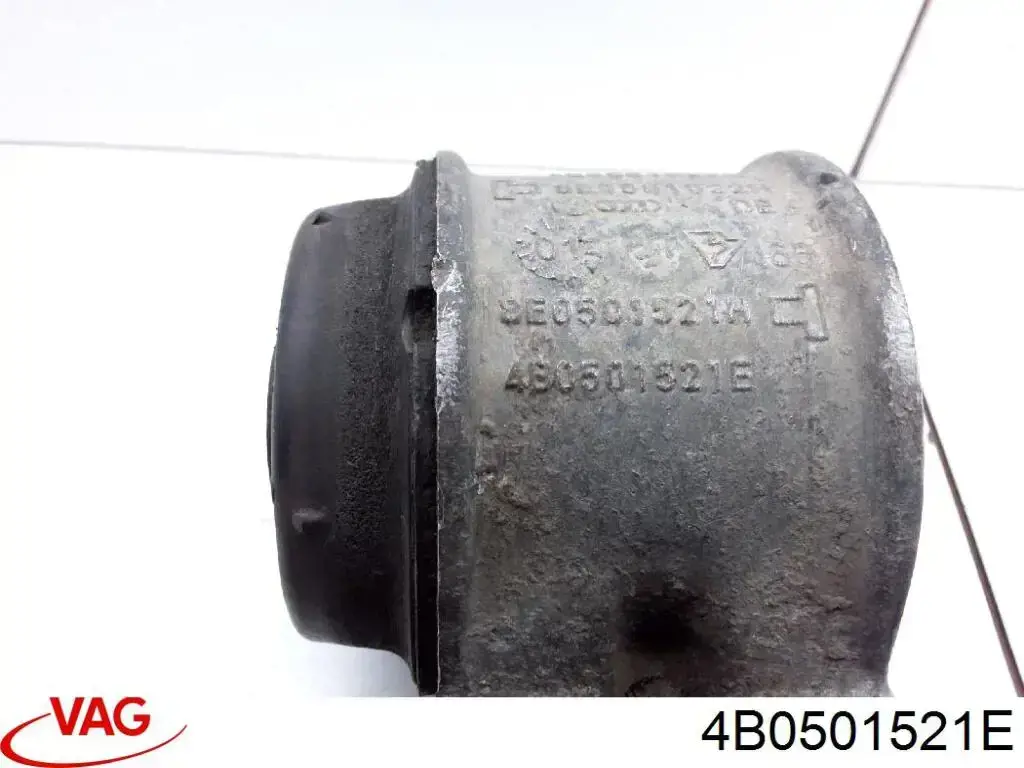 Купити 4B0501521E VAG Кронштейн задньої балки