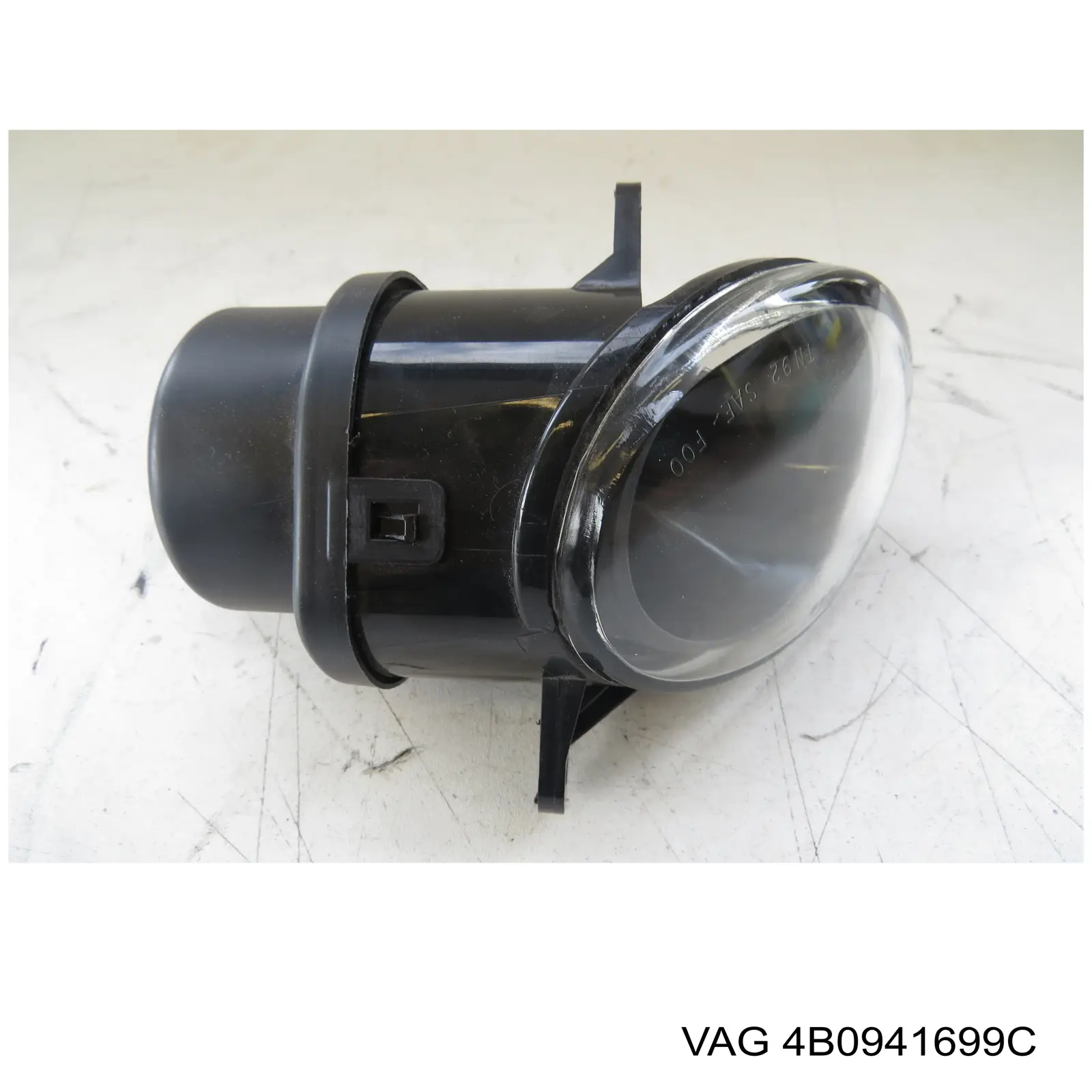Фара протитуманна, ліва 4B0941699C VAG