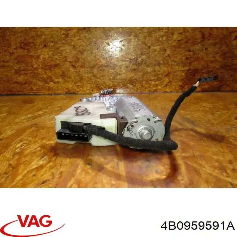 Купити 4B0959591E VAG Двигун приводу люка