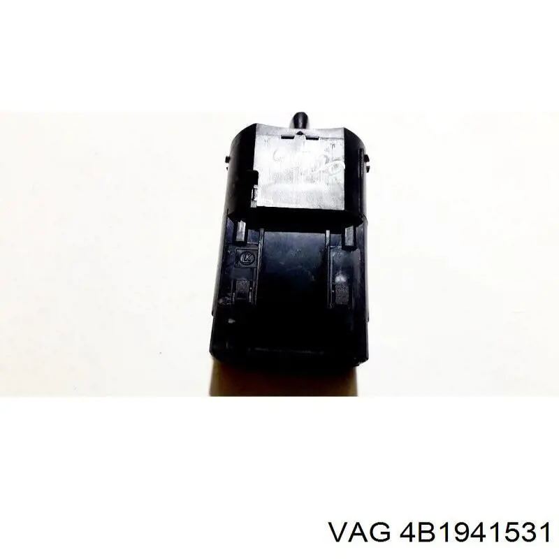 Перемикач світла фар, на "торпеді" 4B1941531 VAG