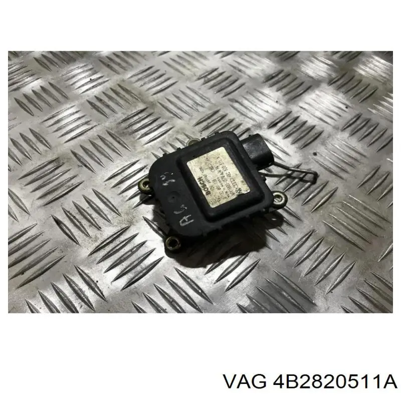 VAG 4B2820511A ціна, від 12.67 USD