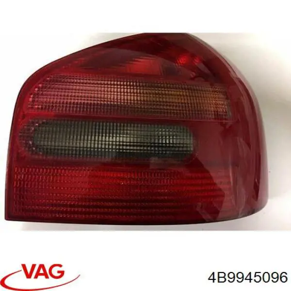 Купити 4B9945096 VAG Задня права фара