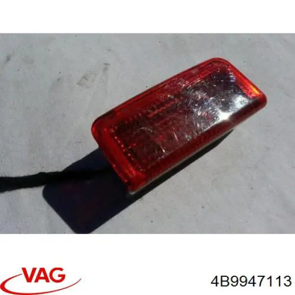 Купити 4B9947113 VAG Плафон підсвітки багажного відсіку