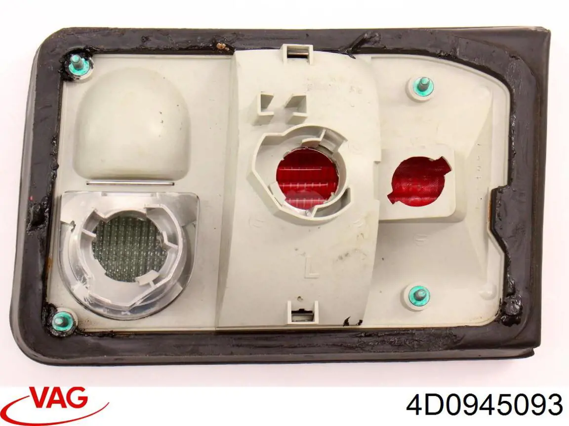 Стоп задній VAG 4D0945093 ціна, від 18.98 USD