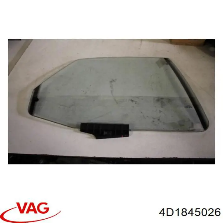 Купити 4D1845026 VAG Скло задніх дверей, правих