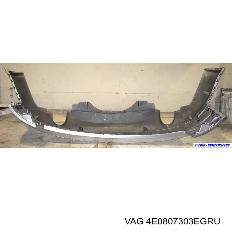 Кожух бампера заднього VAG 4E0807303EGRU ціна, від 75.00 USD