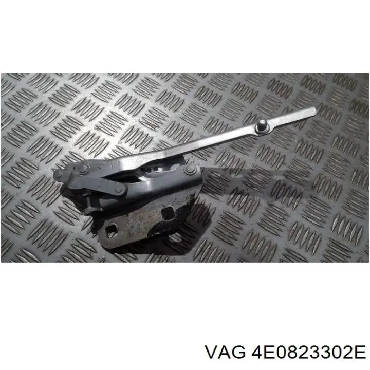 Завіса капота права VAG 4E0823302E ціна, від 9.34 USD