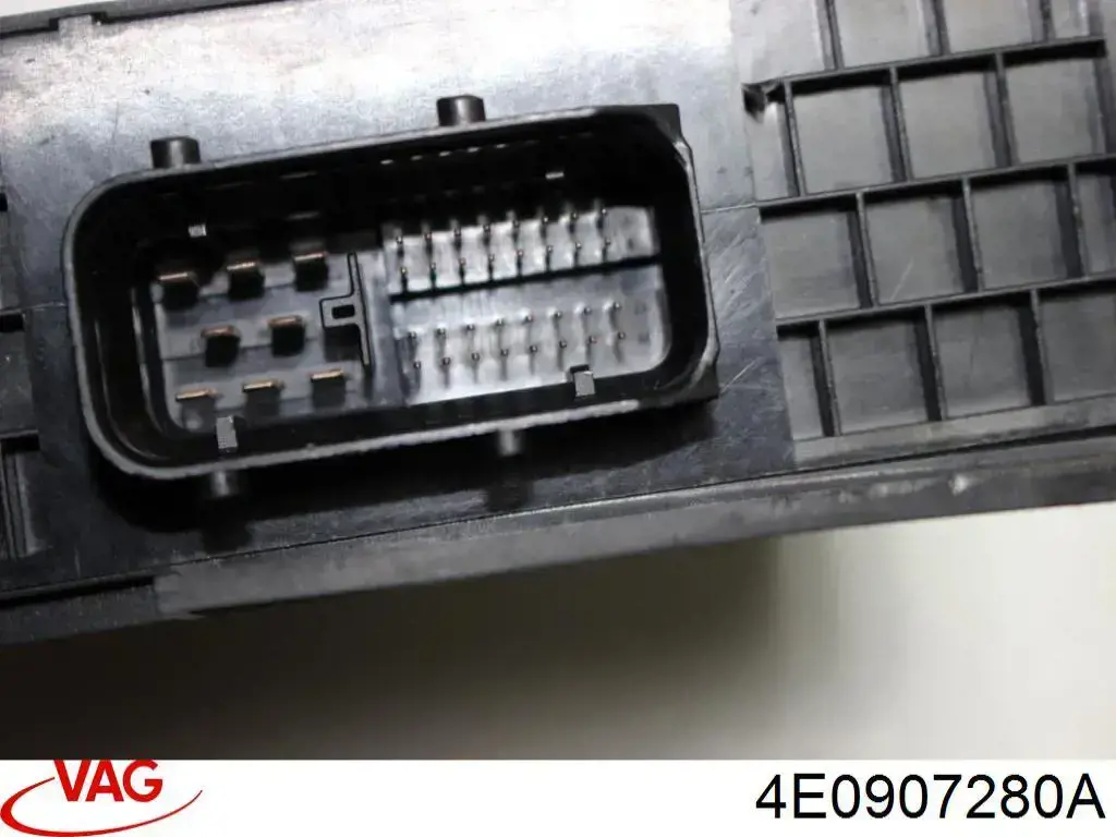 Блок управління бортової мережі VAG 4E0907280A ціна, від 22.55 USD