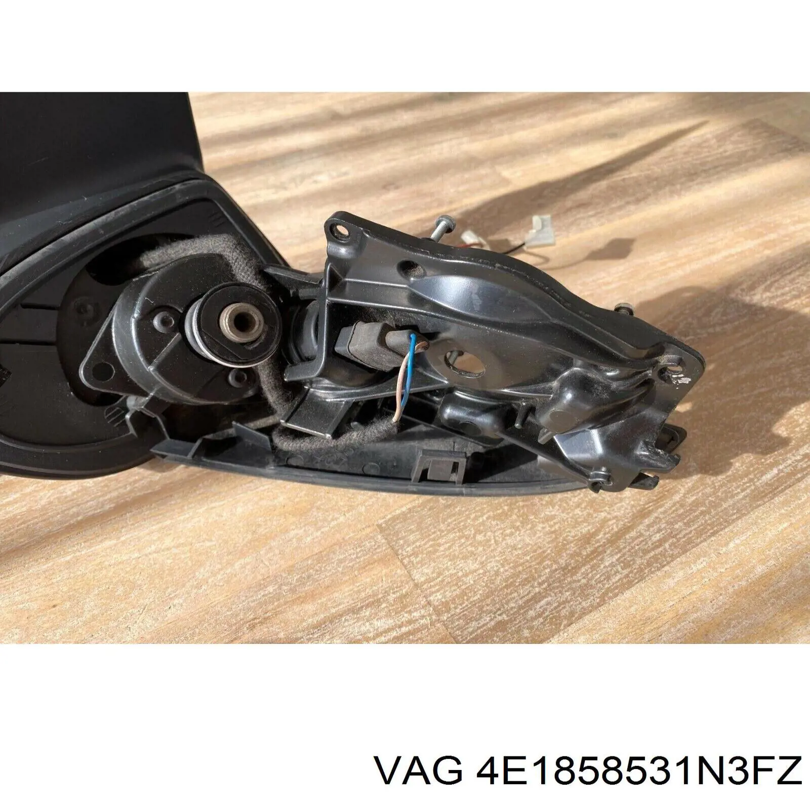 Корпус дзеркала заднього виду, лівого VAG 4E1858531N3FZ ціна, від 126.69 USD