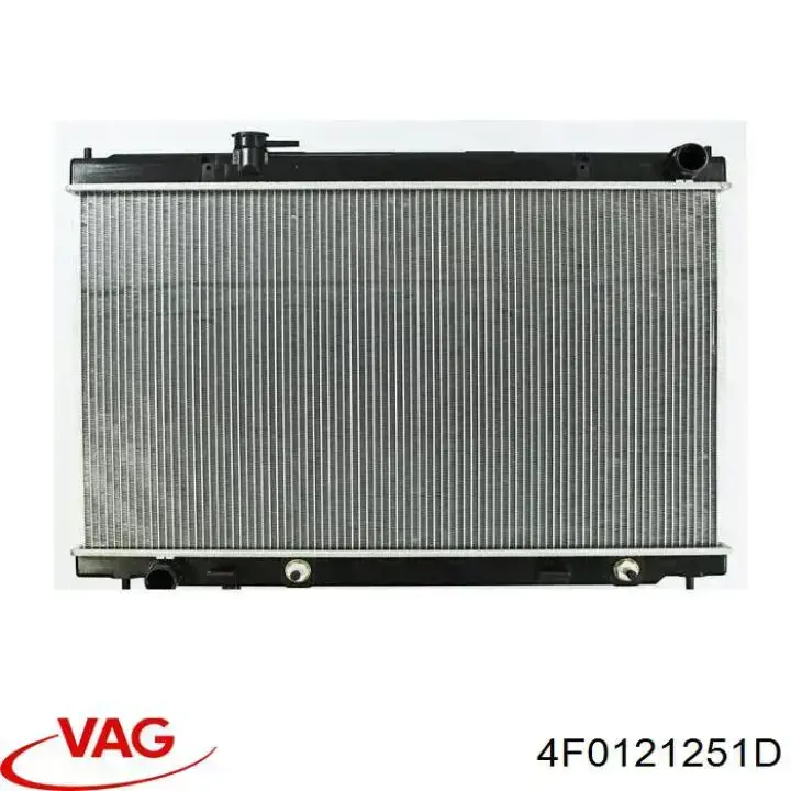 Купити 4F0121251D VAG Радіатор двигуна