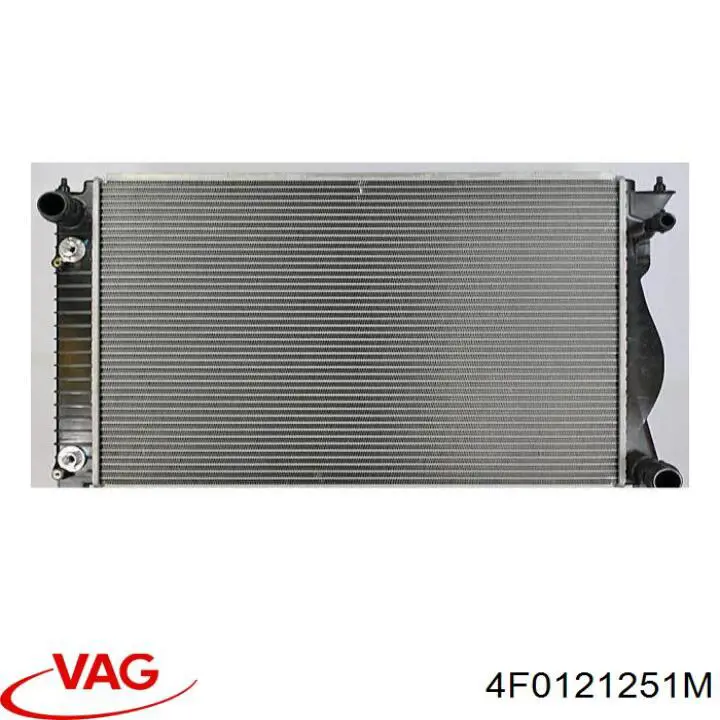 4F0121251M VAG радіатор охолодження двигуна