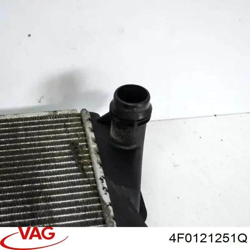 Радіатор основний VAG 4F0121251Q ціна, від 76.01 USD