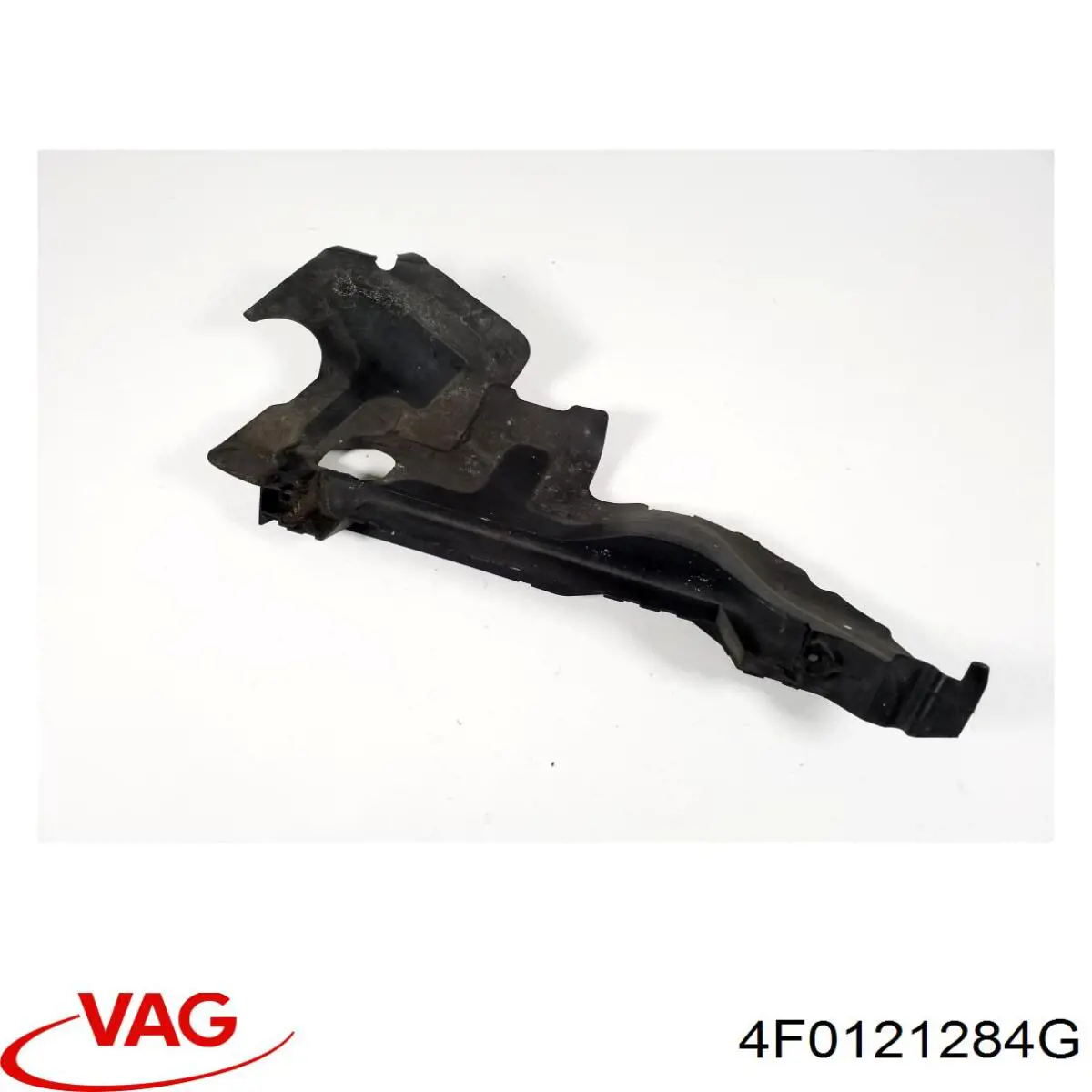 Купити 4F0121284G VAG Повітропровід (дефлектор) радіатора, правий