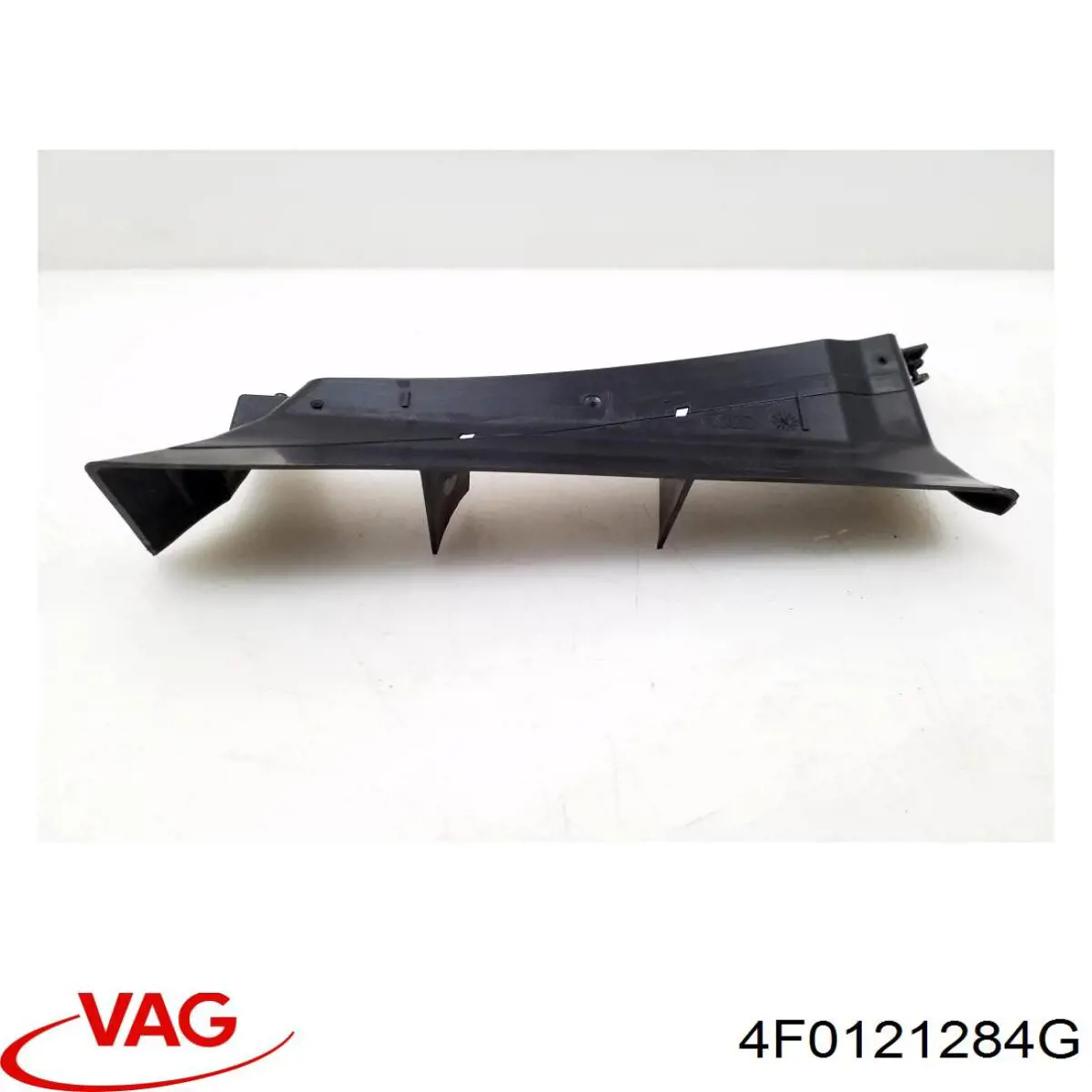Повітропровід (дефлектор) радіатора, правий 4F0121284G VAG