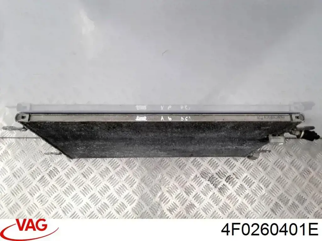 Конденсатор кондиціонера VAG 4F0260401E ціна, від 59.12 USD