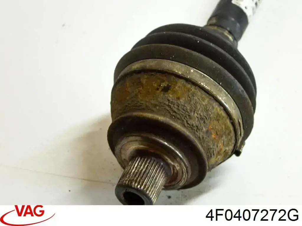 Привід правий VAG 4F0272452AX