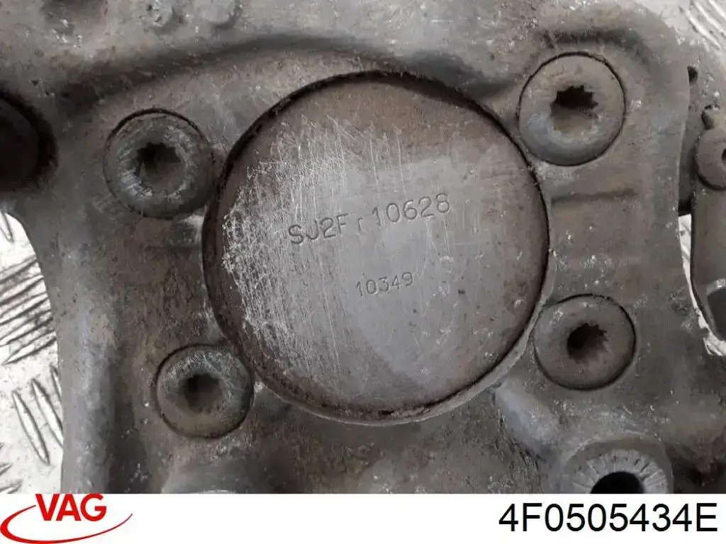 Купити 4F0505434F VAG Цапфа - поворотний кулак задній, правий
