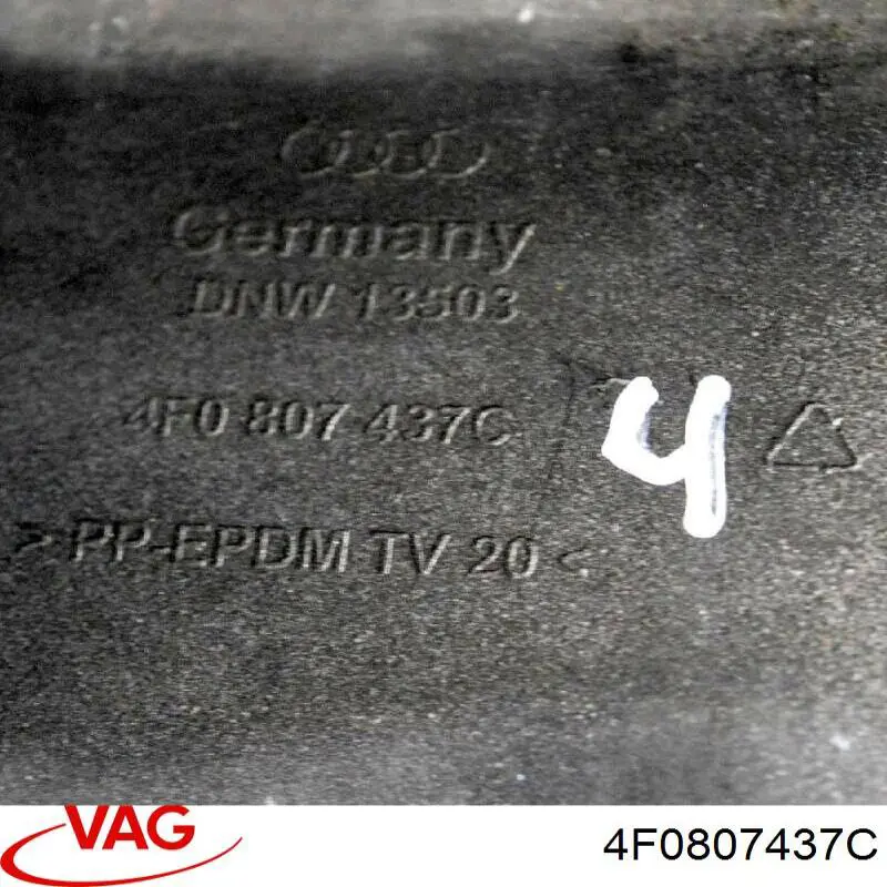 Бампер на авто VAG 4F0807437C ціна, від 79.51 USD
