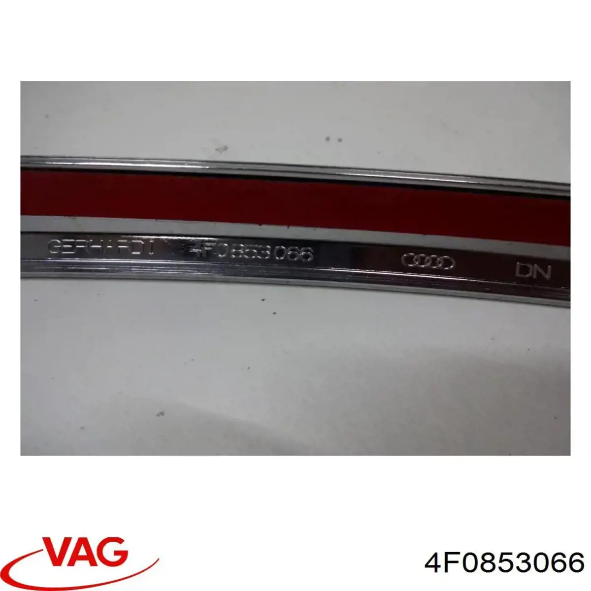 Купити 4F0853066 VAG Молдинг переднього бампера, правий