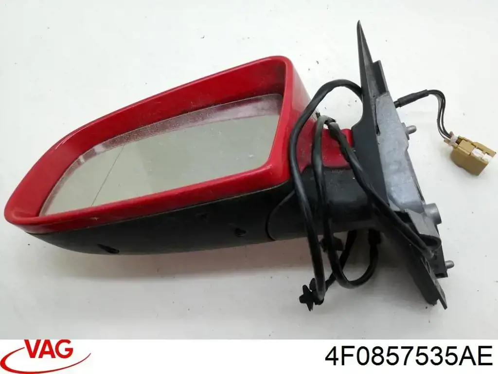 Скло дзеркала заднього виду, лівого Autotechteile 3857061