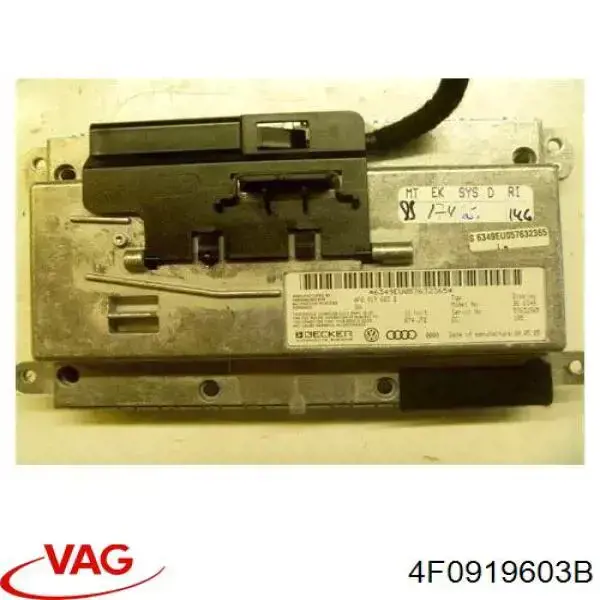 Дисплей бортового комп'ютера VAG 4F0919603B ціна, від 39.37 USD