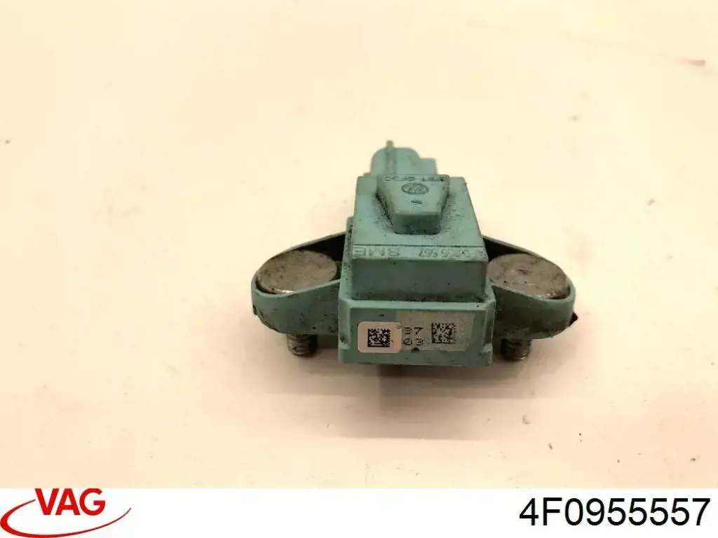 Купити 4F0955557 VAG Датчик AIRBAG передній