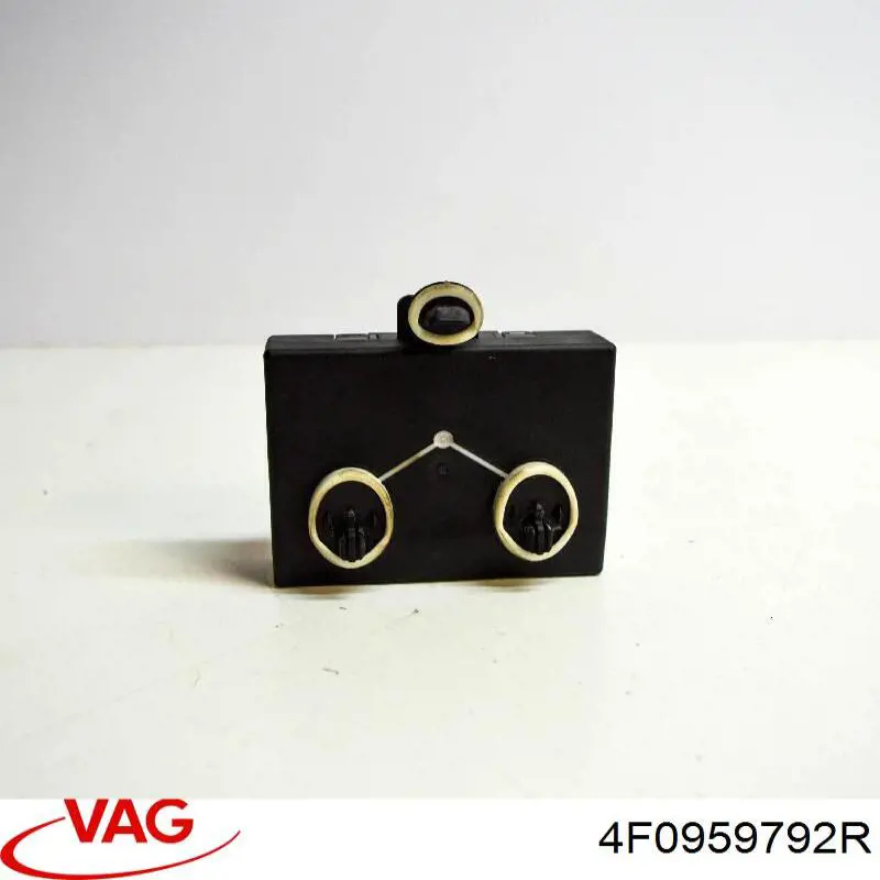 Купити 4F0959792R VAG Блок комфорту передніх дверей
