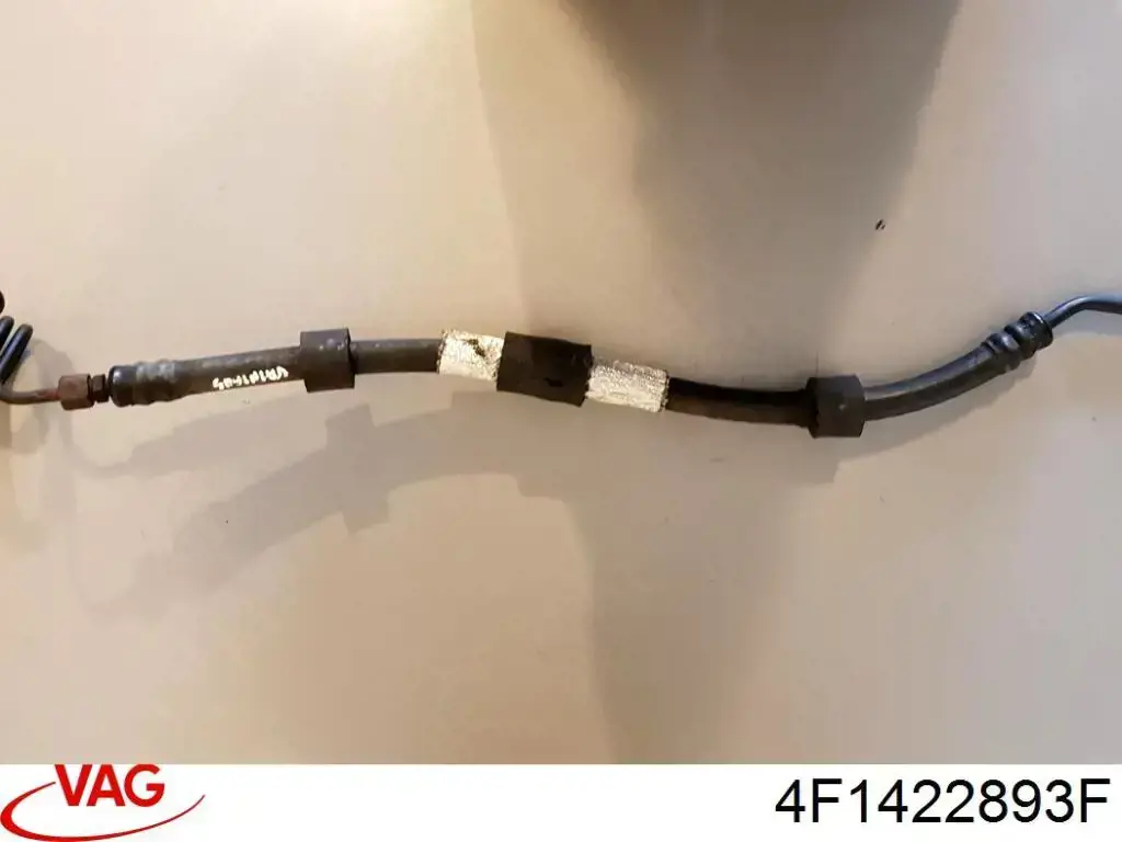 Шланг гідропідсилювача 4F1422893F VAG