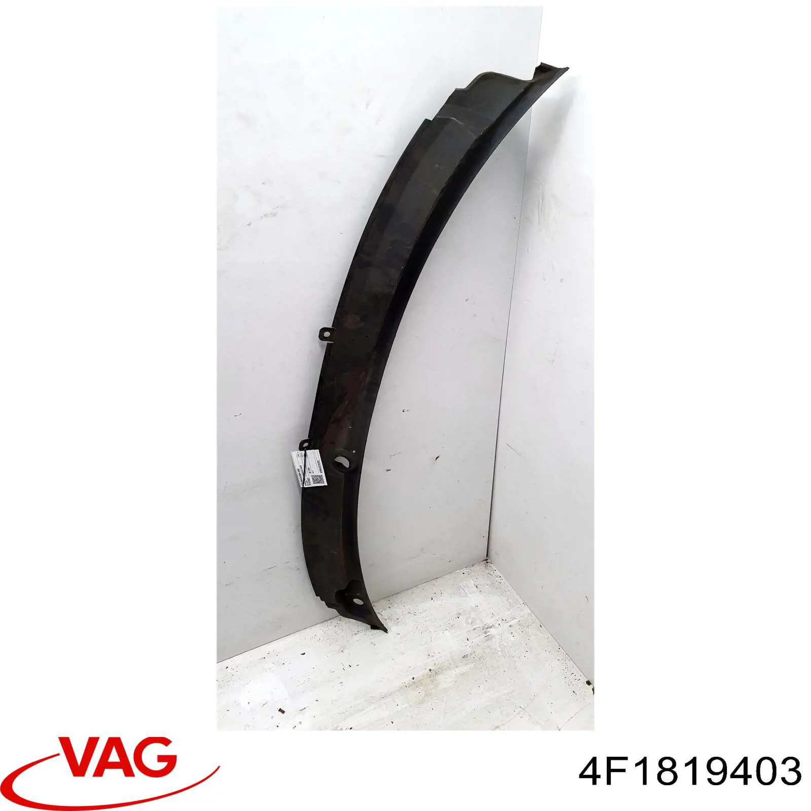 4F1819403 VAG Водостік лобового скла, жабо
