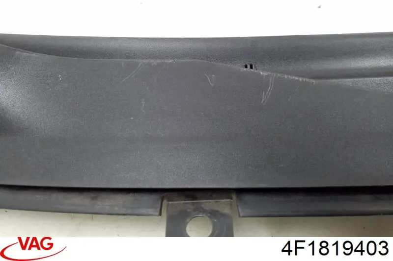 Водостік лобового скла, жабо 4F1819403 VAG