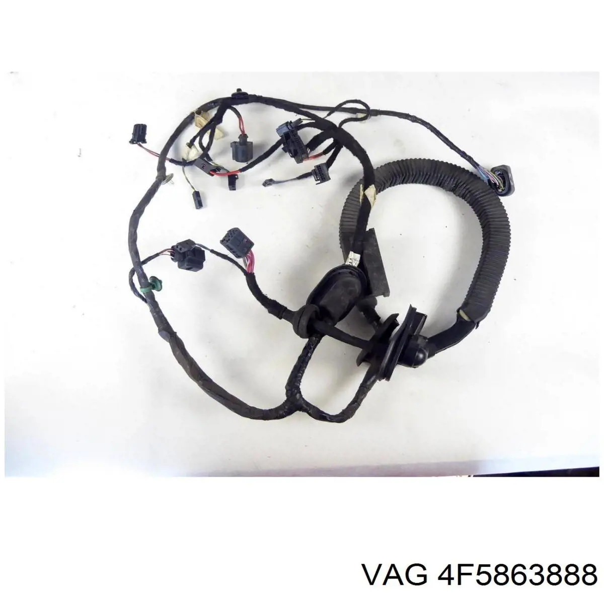 4F5863888 VAG 