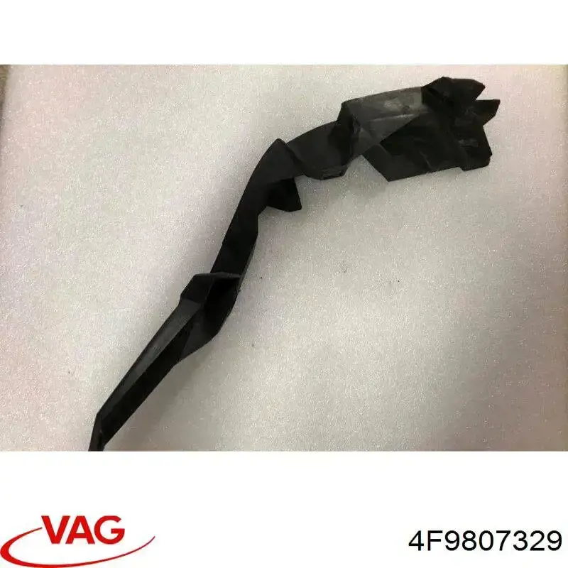 Купити 4F0807329 VAG Кронштейн бампера заднього, центральний
