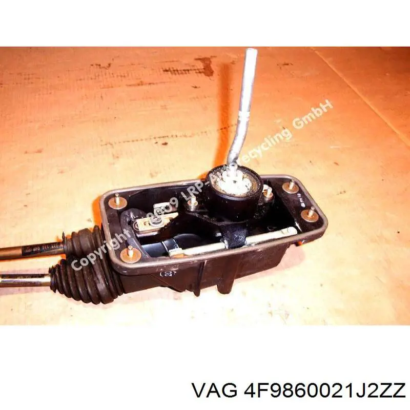 Купити 4F9860021N2ZZ VAG Рейлінг даху лівий