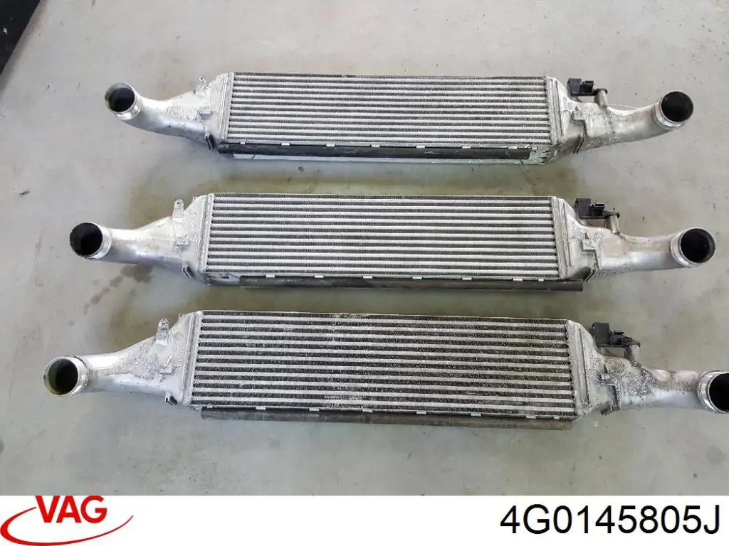 Купити 4G0145805J VAG Радіатор интеркуллера