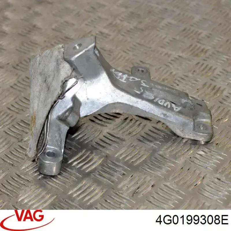 Кронштейн подушки (опори) двигуна, правої 4G0199308E VAG