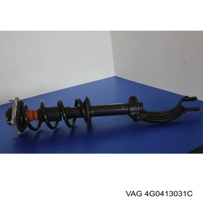 Купити 4G0413031C VAG Амортизатор передньої підвіски