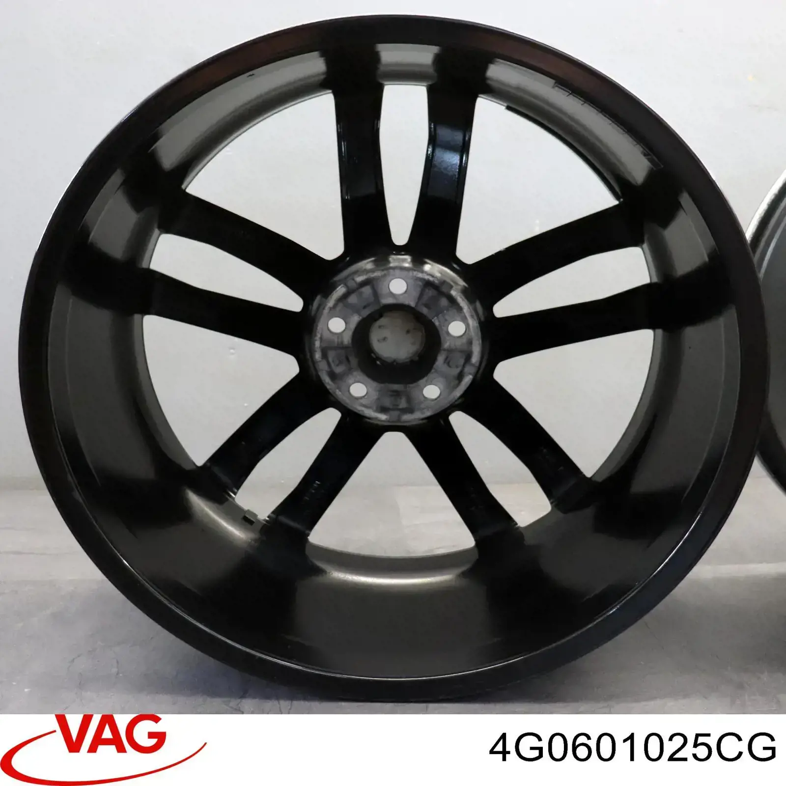 Купити 4G0601025CG VAG Диски колісні литі (легкосплавні, титанові)