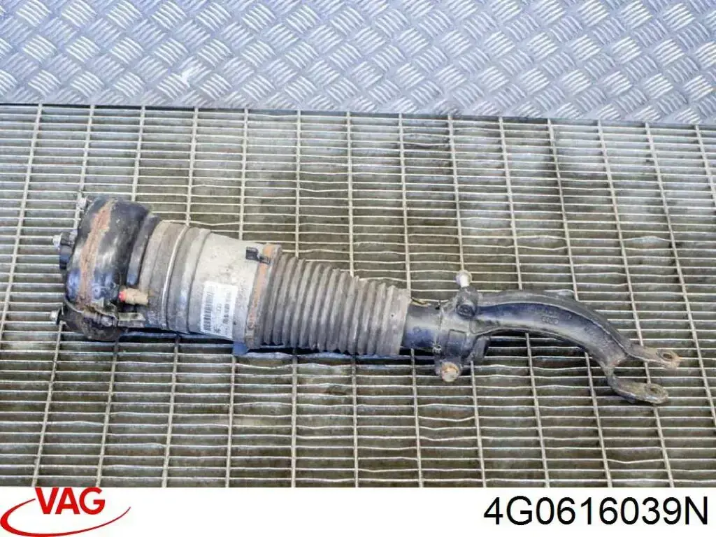 Стойка амортизатора передняя Arnott AS3312 ціна, від 308.30 USD