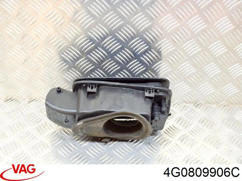 Горловина паливного бака 4G0809906C VAG