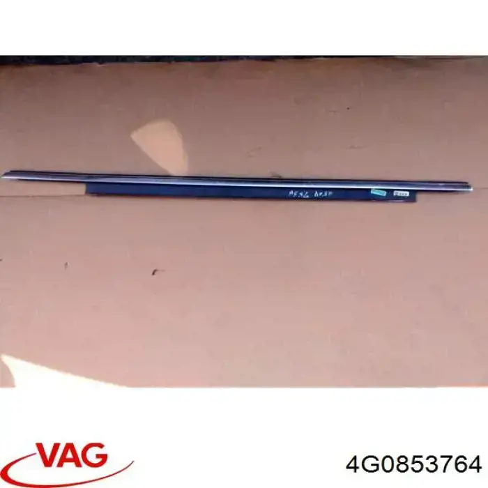 Молдинг опускного скла нижній, двері задньої, правої VAG 4G0853764 ціна, від 12.56 USD