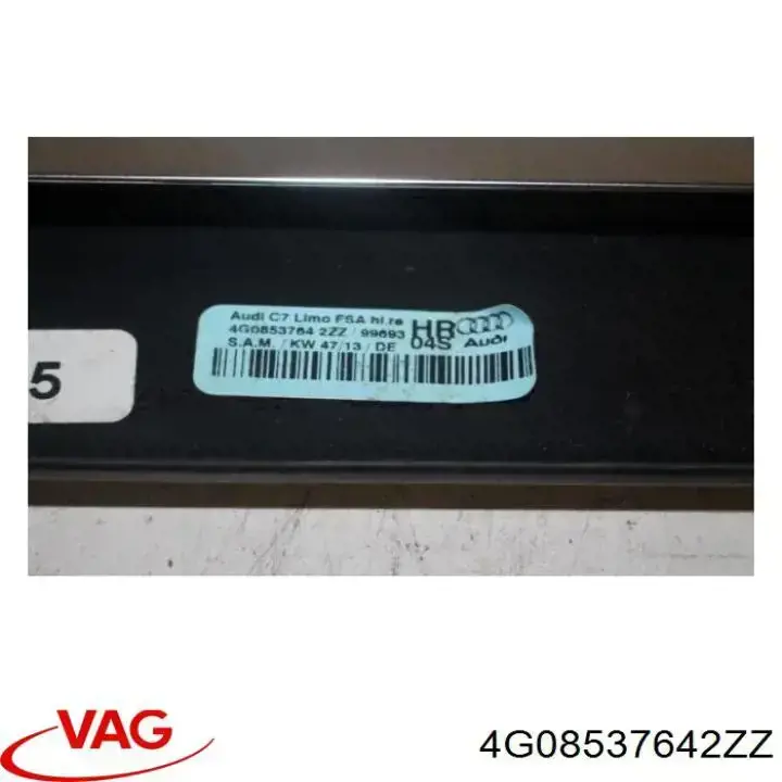 Купити 4G08537642ZZ VAG Молдинг опускного скла нижній, двері задньої, правої
