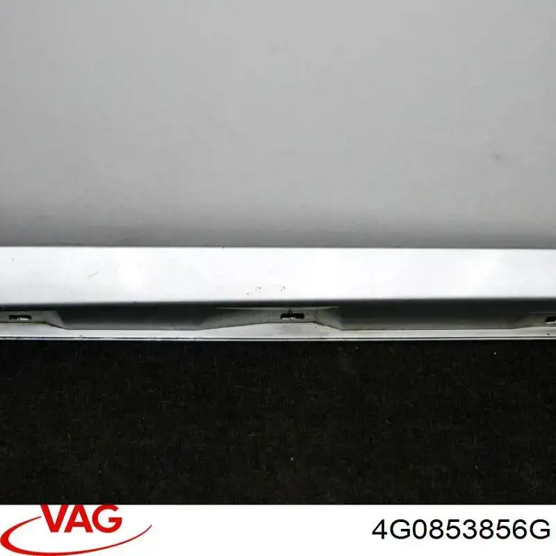 Купити 4G0853856G VAG Накладка зовнішня (молдинг) порога, правий
