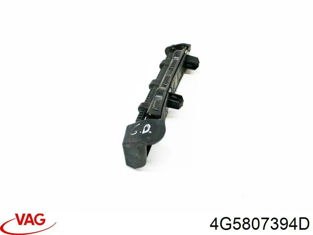 Кронштейн бампера заднього, правий VAG 4G5807394D