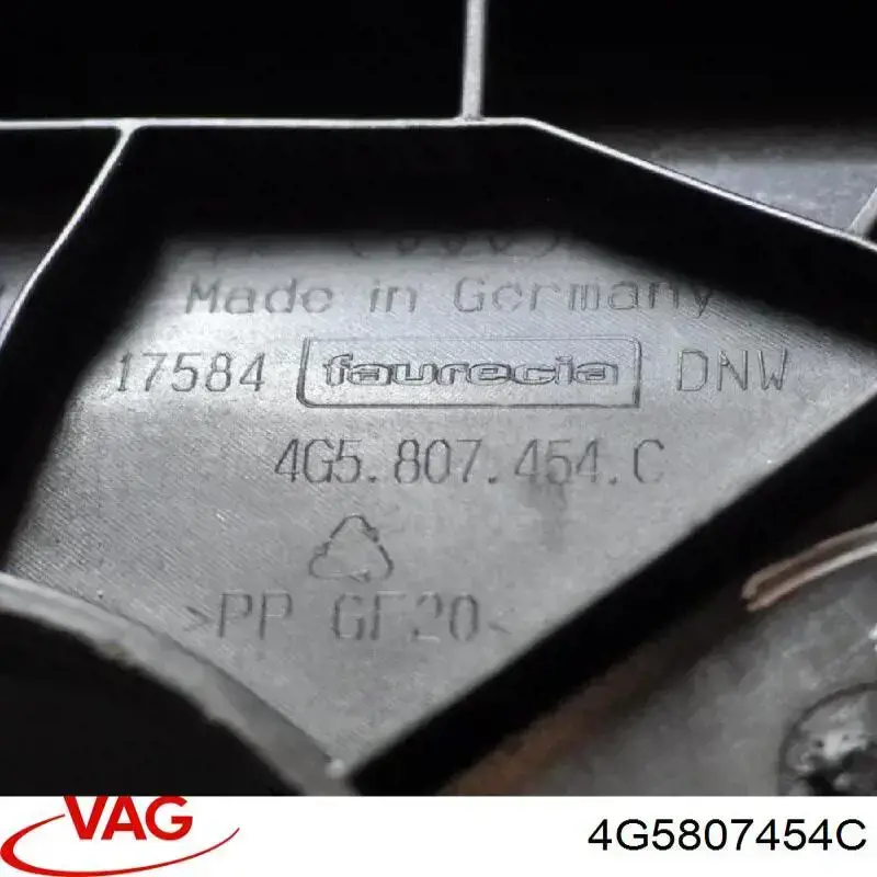 Купити 4G5807454C VAG Направляюча заднього бампера, права