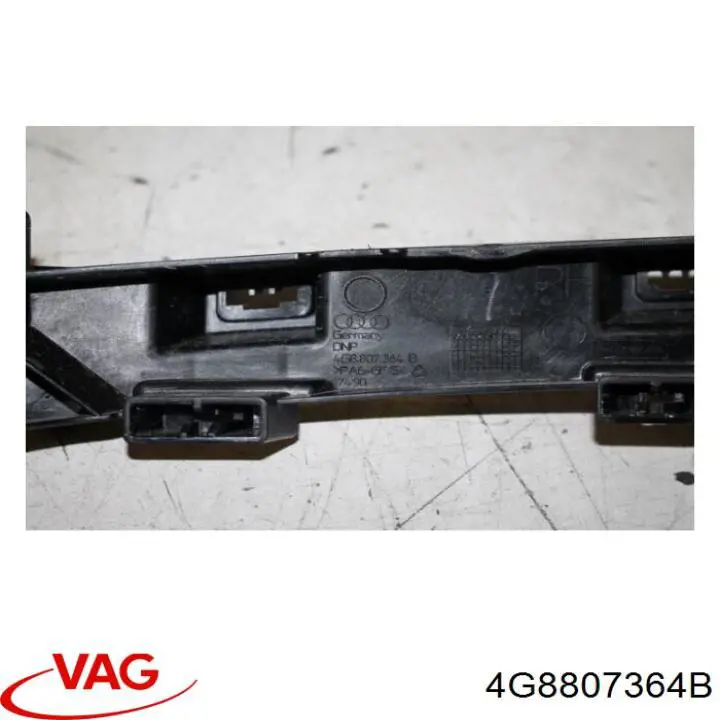 Кронштейн бампера заднього, правий VAG 4G8807364B ціна, від  USD