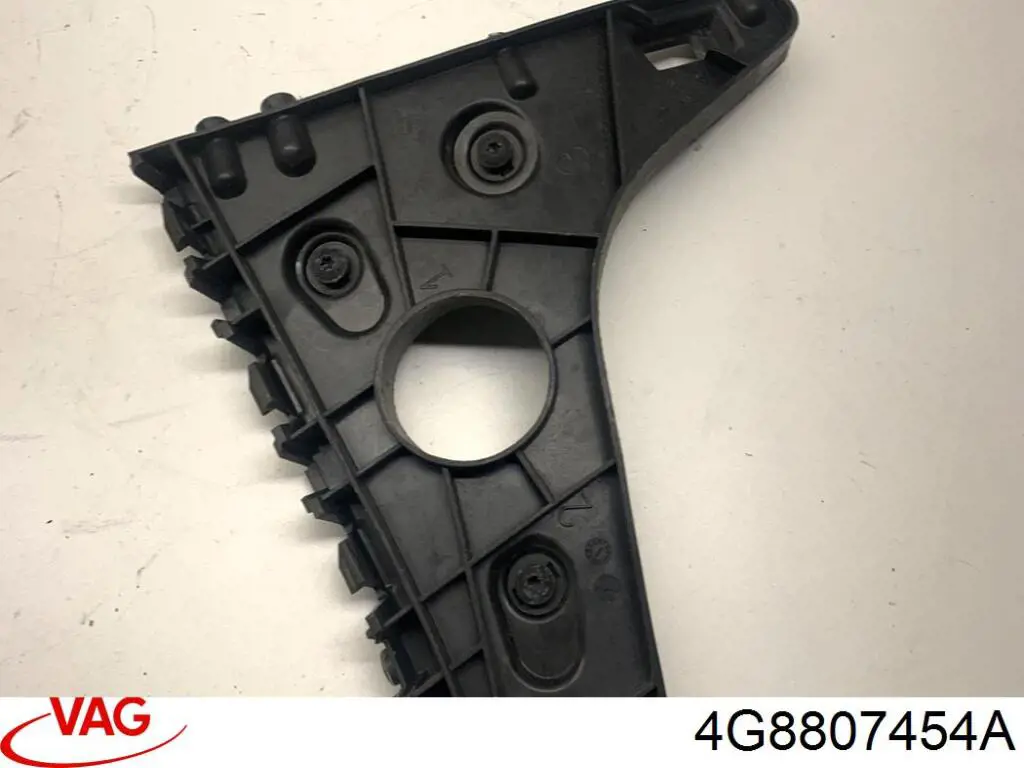 Кронштейн бампера заднього, правий 4G8807454A VAG