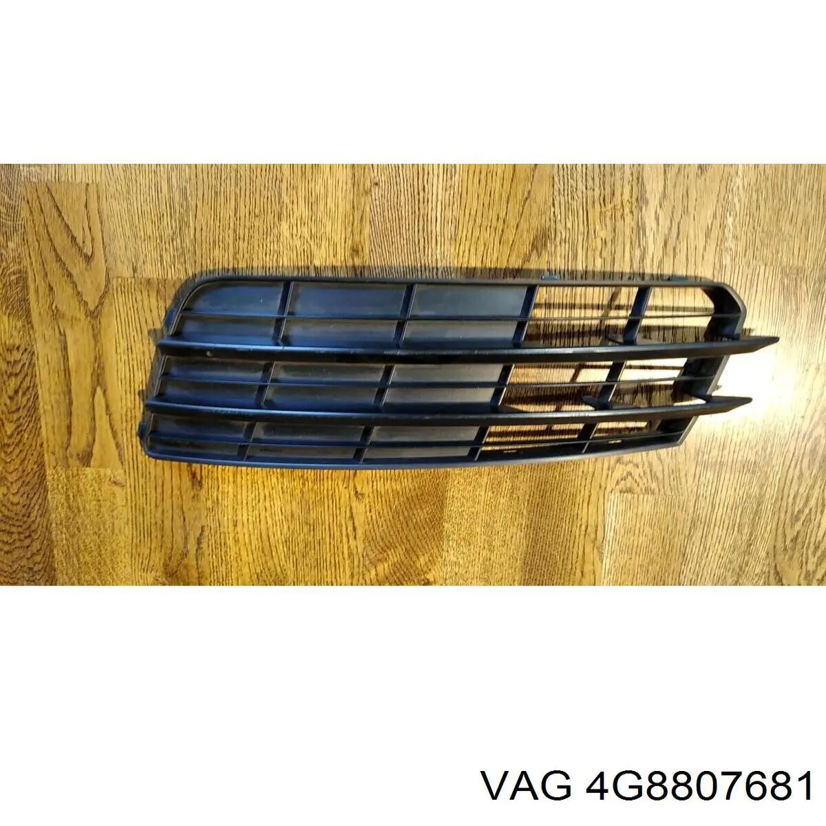 Решітка переднього бампера, ліва VAG 4G8807681 ціна, від 39.44 USD