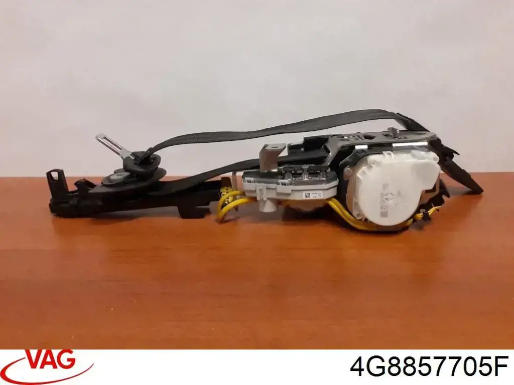 Пасок безпеки передній лівий VAG 4G8857705F ціна, від 100.09 USD